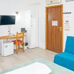 Guest house Far 3*